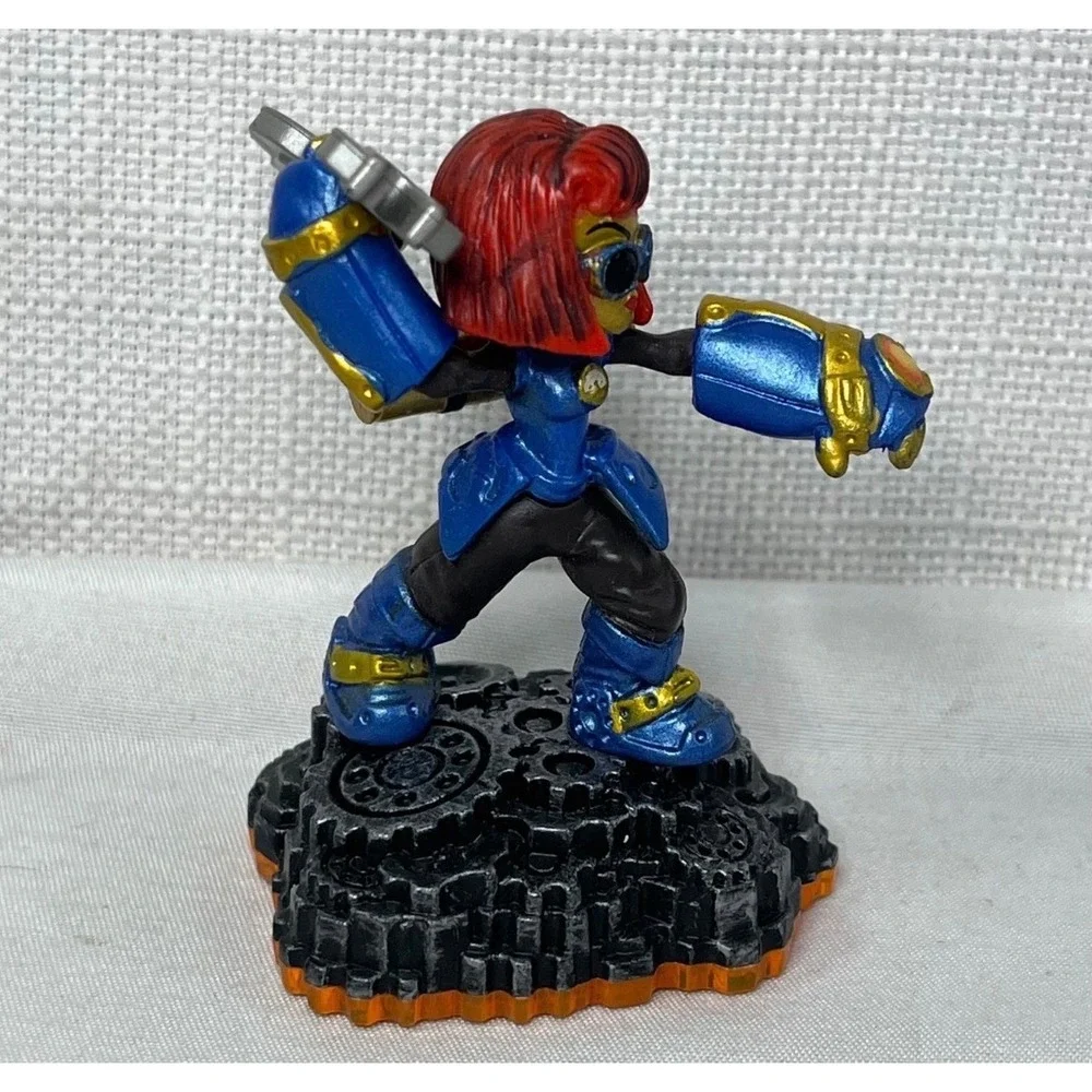 Skylanders Trap Team Gearshift Tech Element Figure Activision E4122 Blue